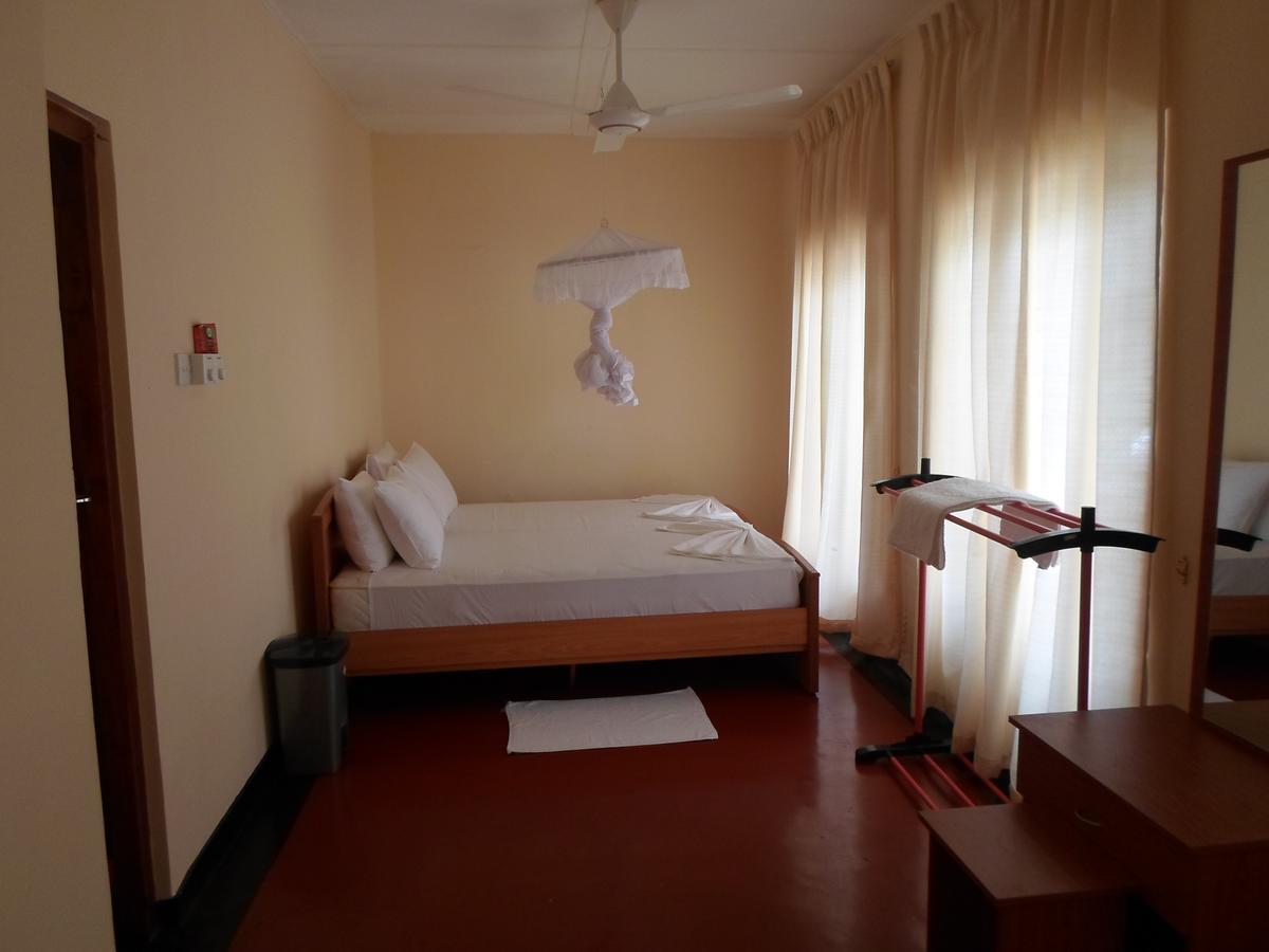 Swiss Garden Tourist Rest Hotel Anuradhapura Kültér fotó