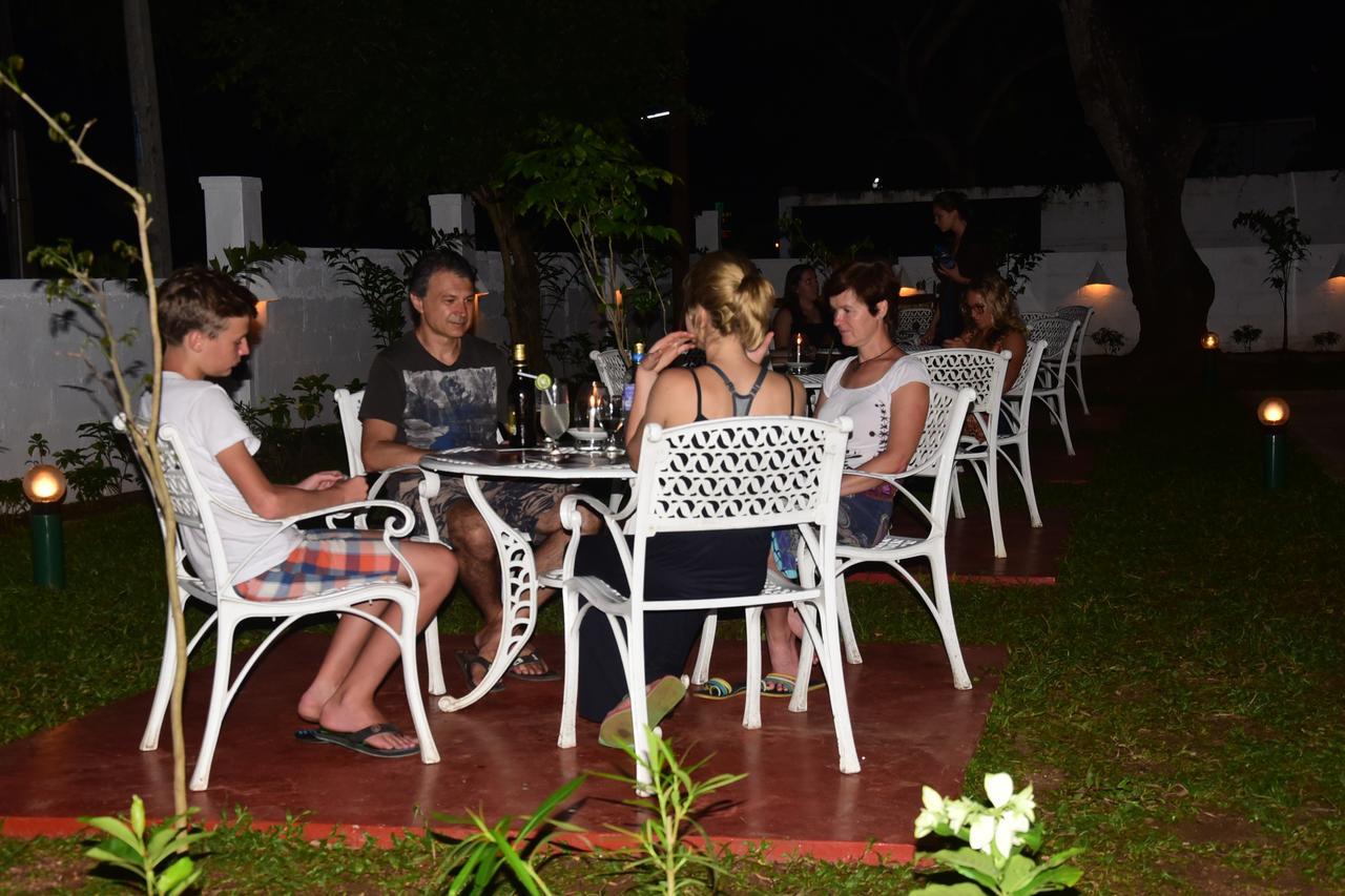 Swiss Garden Tourist Rest Hotel Anuradhapura Kültér fotó