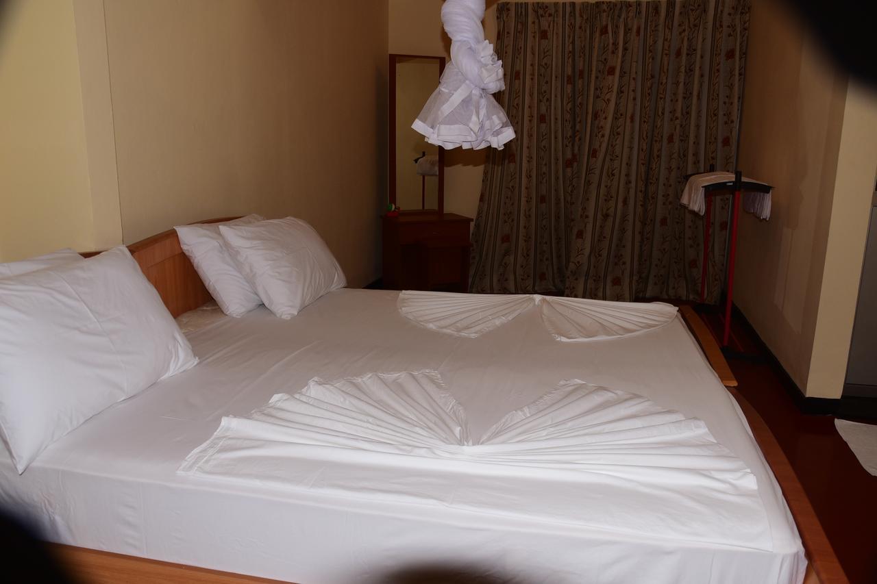 Swiss Garden Tourist Rest Hotel Anuradhapura Kültér fotó